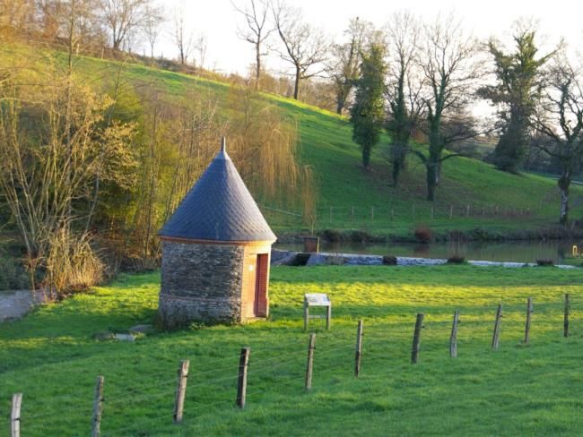 01/ L'abbaye de Bellefontaine et chemins des canons